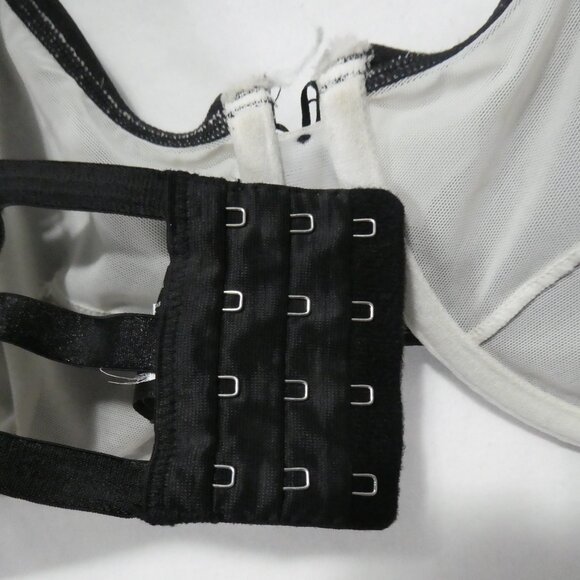 AG - ASHLEY GRAHAM | 40 DDD | Elegant Lace Black Bra | *Padding Not Included - Picture 10 of 16